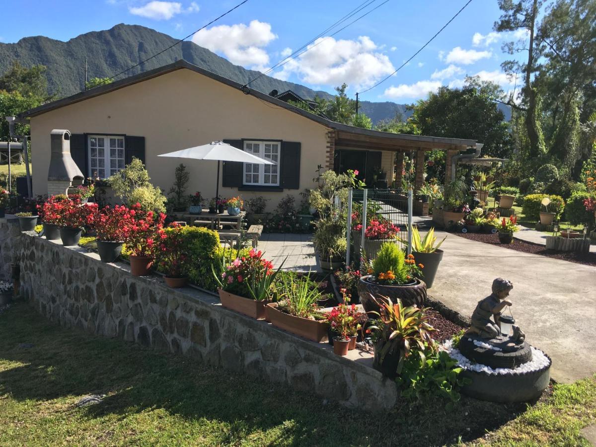 Ti Kaz Hoareau Bed and Breakfast Salazie Εξωτερικό φωτογραφία